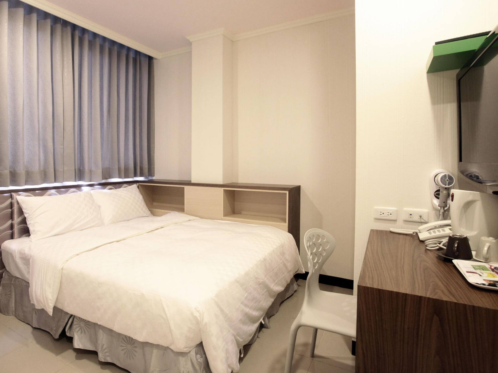 Lai Chi Te Hotel Tainan Esterno foto
