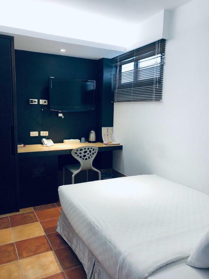 Lai Chi Te Hotel Tainan Esterno foto